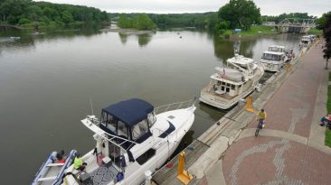Naked NYC Boat Thief Escapes Hospital Dressed in Lab Coat After Arrest