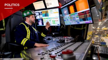 Vance Launches 'Foundry School' Manufacturing Training Program in Washington