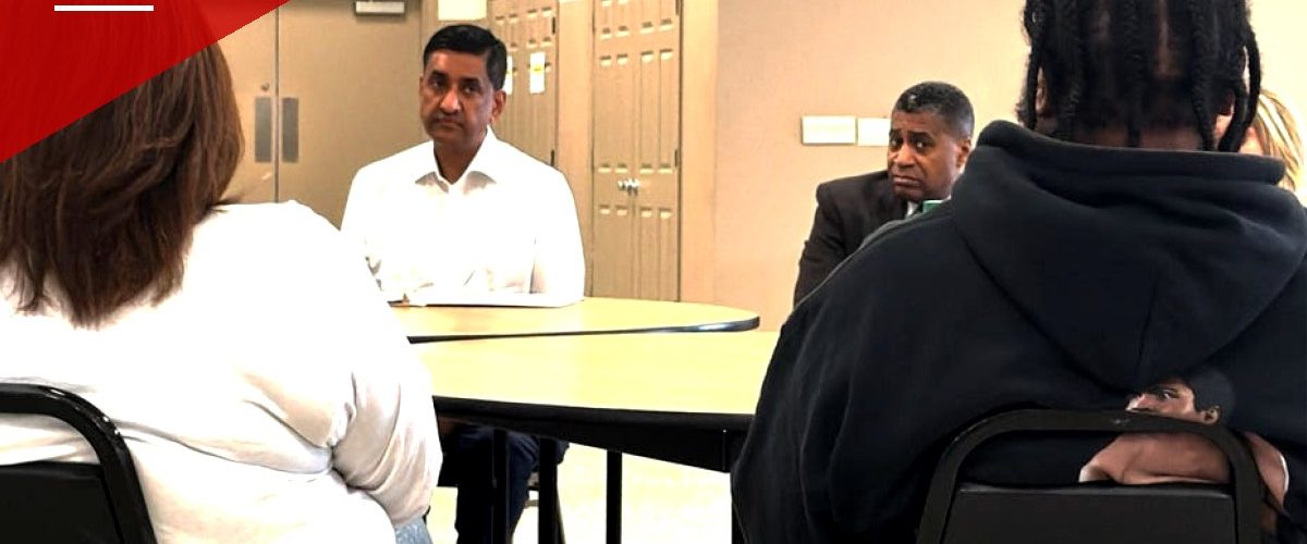 Former Fuyao Glass Workers Describe Harsh Conditions at Dayton-Area Roundtable With Rep. Khanna