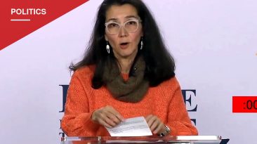 Peltola's Debate Notecards Spark GOP Mockery in Tight Alaska Senate Race
