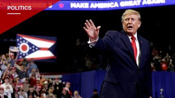 Trump Crowd Chants 'Deport' in Youngstown After Federal Agents Search Omar's Home